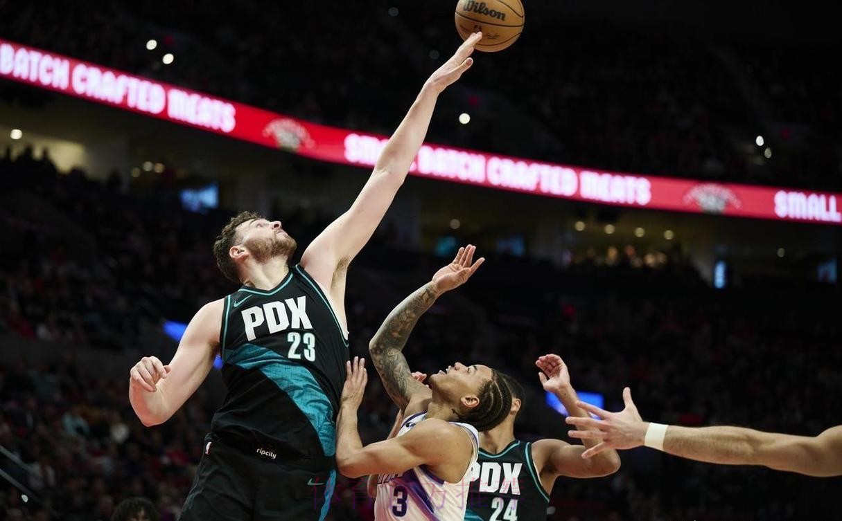 阿夫迪亚33+8+9杨瀚森4分救主,开拓者137-117大胜爵士 阿夫迪亚33+8+9杨瀚森4分救主,开拓者137-117大胜爵士